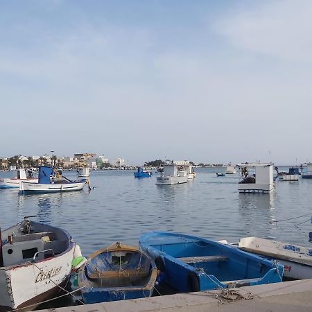 Casa Vacanza L'Aquilone Campi Salentina Bagian luar foto