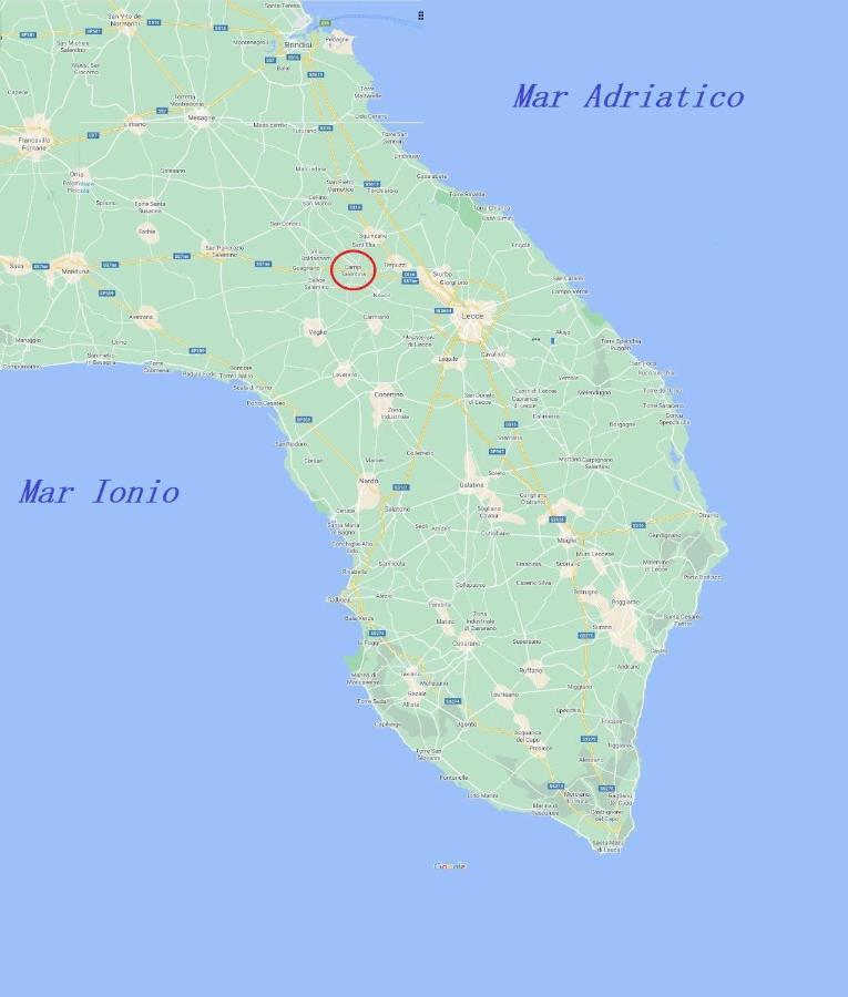 Casa Vacanza L'Aquilone Campi Salentina Bagian luar foto