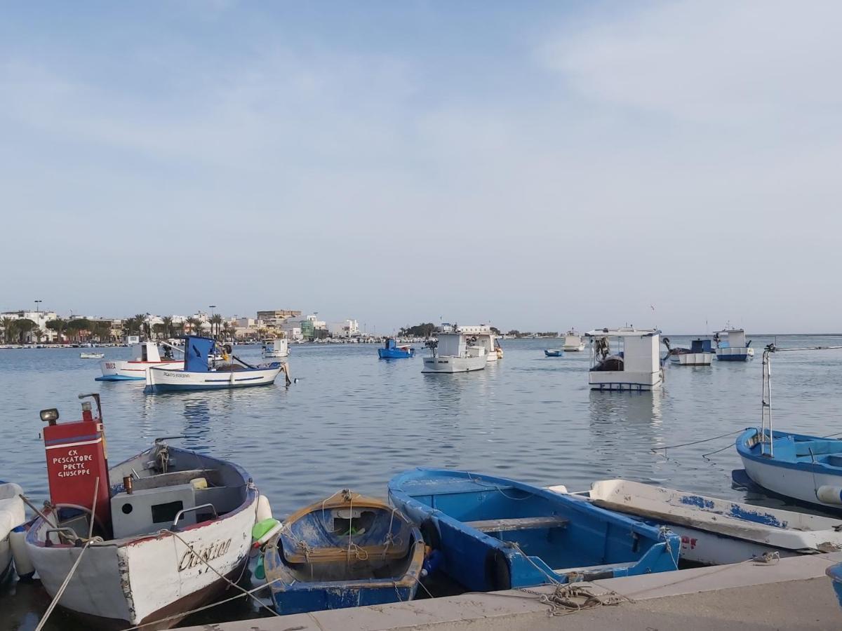 Casa Vacanza L'Aquilone Campi Salentina Bagian luar foto