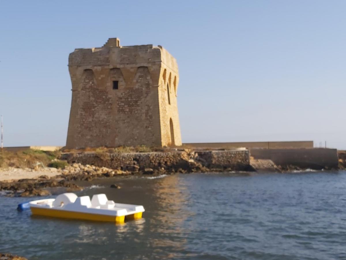 Casa Vacanza L'Aquilone Campi Salentina Bagian luar foto