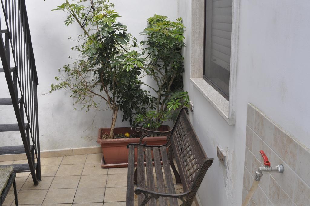 Casa Vacanza L'Aquilone Campi Salentina Bagian luar foto
