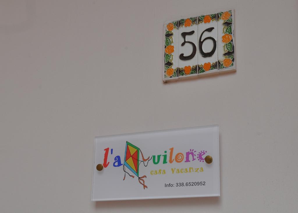 Casa Vacanza L'Aquilone Campi Salentina Bagian luar foto