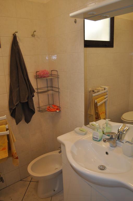 Casa Vacanza L'Aquilone Campi Salentina Bagian luar foto