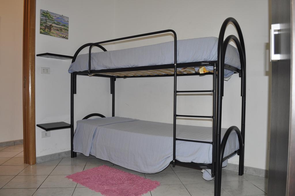 Casa Vacanza L'Aquilone Campi Salentina Bagian luar foto