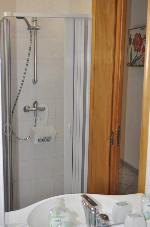Casa Vacanza L'Aquilone Campi Salentina Bagian luar foto